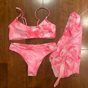 NWOT Tie dye pink swim suit with sarong